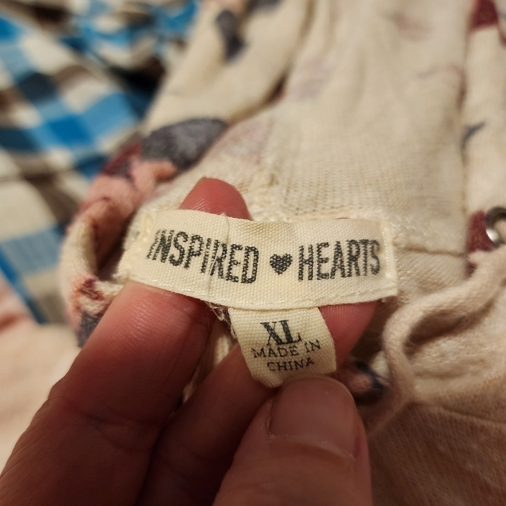 Inspired Hearts Cream Floral Cropped Hoodie Hooded Swearshirt Size XL Comfy EUC - Picture 4 of 6